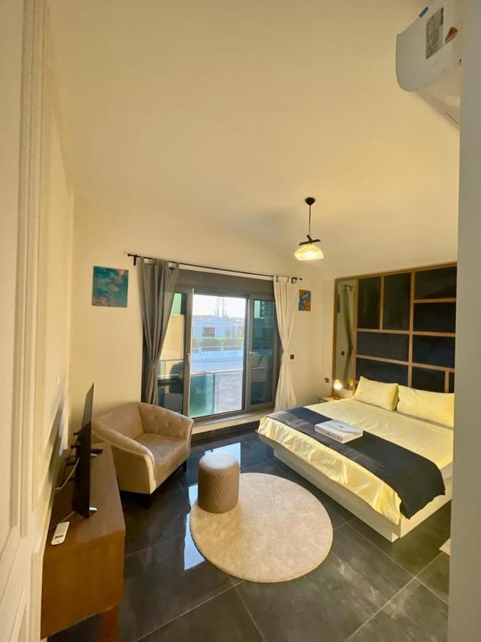 Annabèll Belek